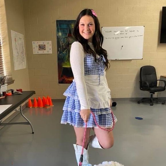 Meet your Posher, Journie - Picture 5 of 5